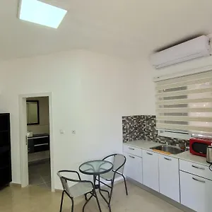 https://hotel-eilat-88000-8.eilathotels.net