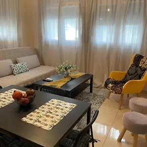 https://gm-luxury-studios.hotelschalkidiki.net