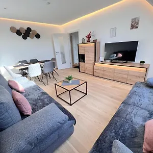 Modern Flat With Two Vienna