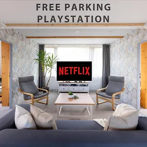 https://apartment-plzenska-for4-free-parking-1-min-to-tram.praguehotelsweb.com